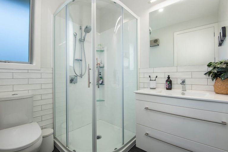 Photo of property in 10 Three Kings Court, Outram, 9019