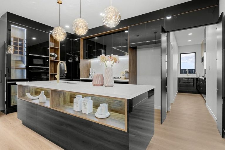 Photo of property in 39 Park Green Avenue, Rosehill, Papakura, 2113