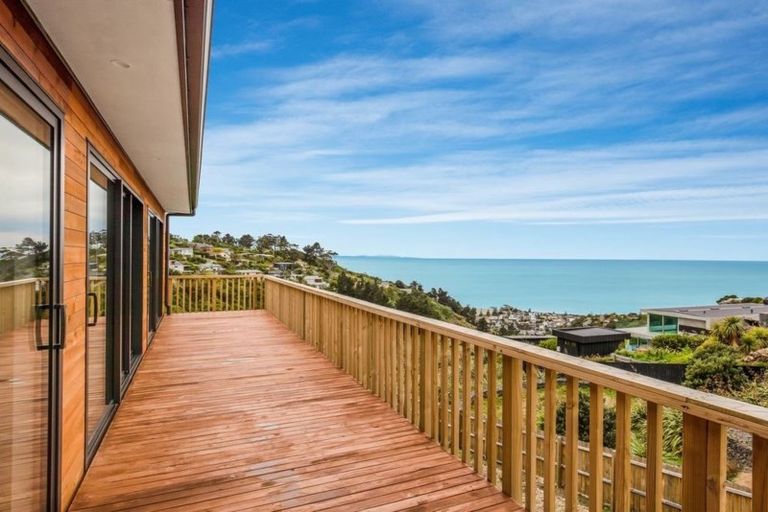 Photo of property in 6 Whiterock Lane, Richmond Hill, Christchurch, 8081