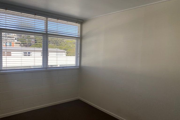 Photo of property in 9 Esplanade Road, Mount Eden, Auckland, 1024