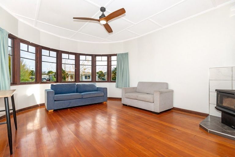 Photo of property in 37 Muir Street, Te Hapara, Gisborne, 4010