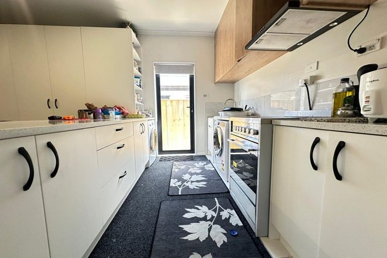 Photo of property in 18 Noia Way, Karaka, Papakura, 2113