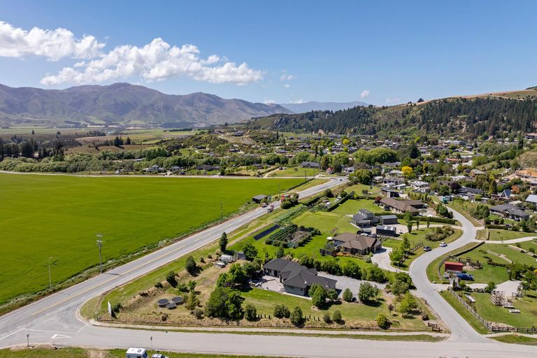 Photo of property in 11a Atkins Road, Luggate, Wanaka, 9382