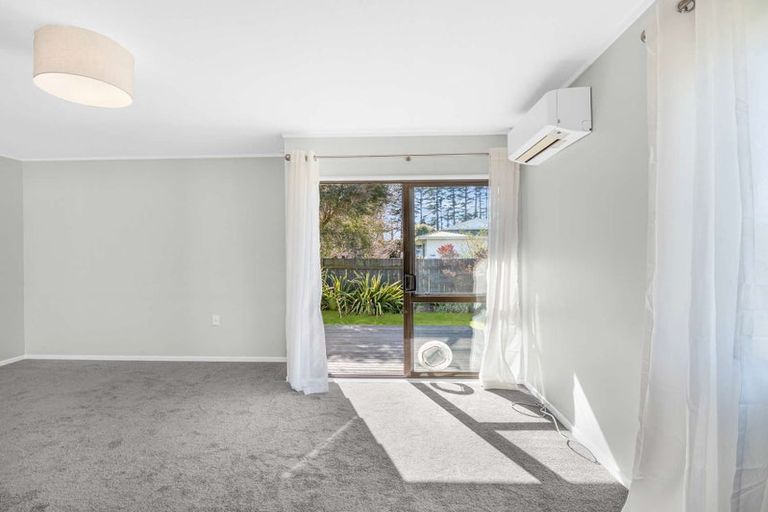 Photo of property in 5 Titoki Place, Edgecumbe, 3120