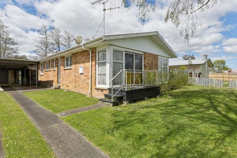 Photo of property in 35 James Henry Crescent, Huntly, 3700