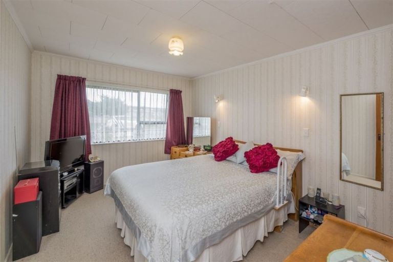 Photo of property in 15 Cook Street, Foxton, 4814