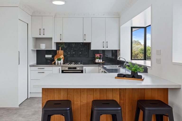 Photo of property in 324b Oceanbeach Road, Mount Maunganui, 3116