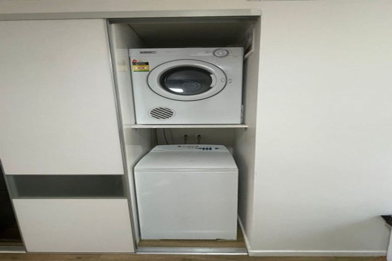 Photo of property in 1/27 Brockworth Place, Riccarton, Christchurch, 8011