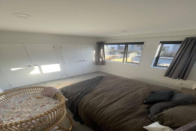 Photo of property in 132 Tiriwa Drive, Massey, Auckland, 0614