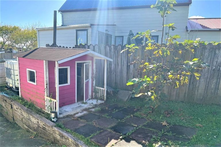 Photo of property in 4 Correa Court, Goodwood Heights, Auckland, 2105