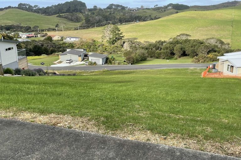 Photo of property in 21 Christine Drive, Coopers Beach, 0420