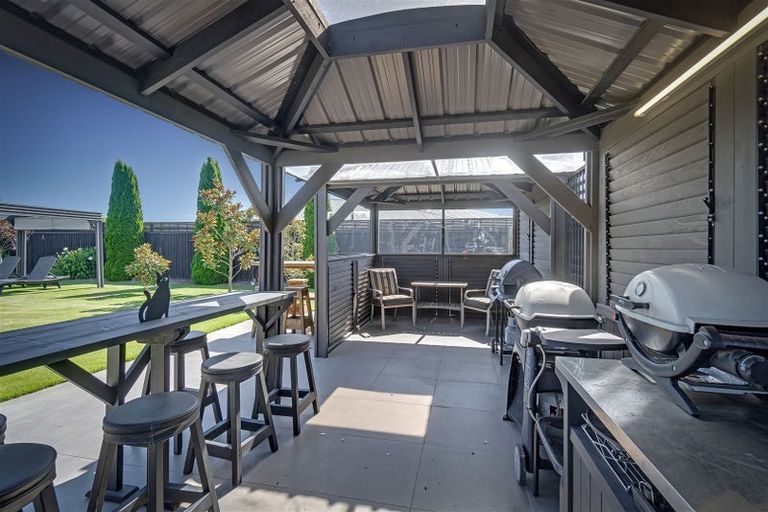 Photo of property in 37 Aberdeen Road, Prebbleton, 7604