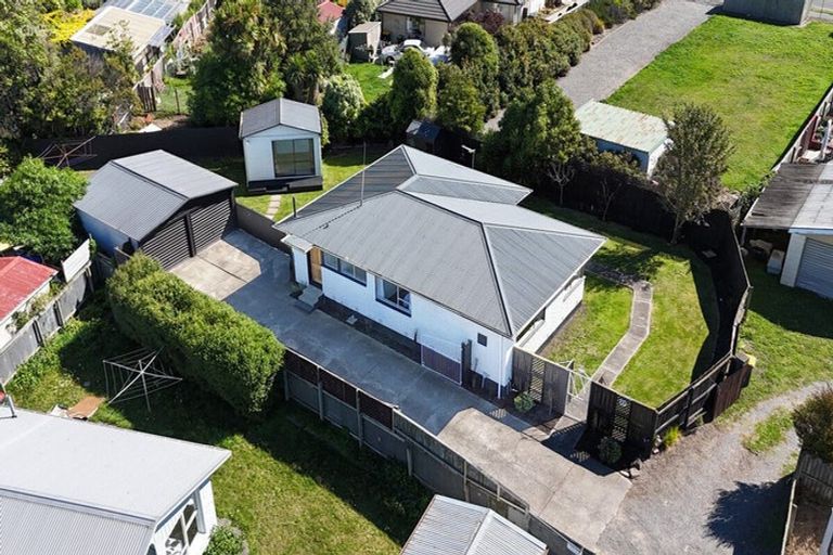 Photo of property in 27 Pateke Place, Bromley, Christchurch, 8062