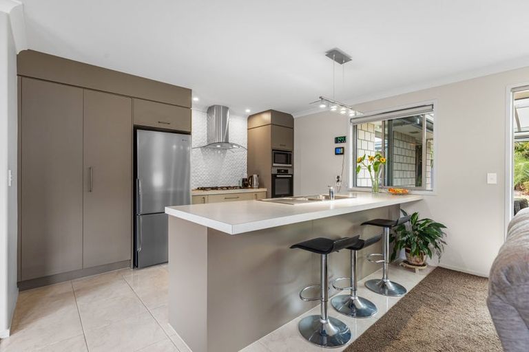 Photo of property in 38 Roxbury Place, Papamoa Beach, Papamoa, 3118