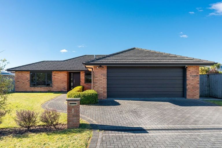 Photo of property in 8 Brompton Close, Richmond Heights, Taupo, 3330