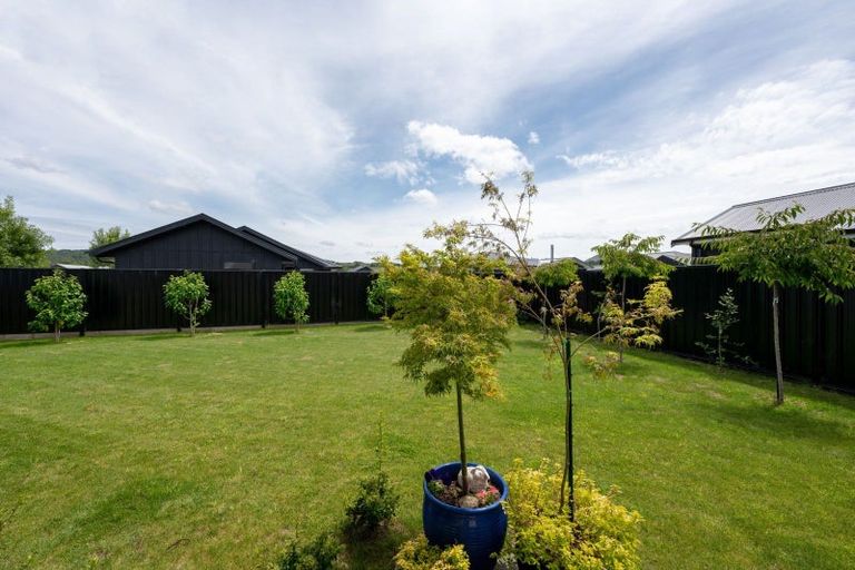 Photo of property in 8 Larches Lane, Kinloch, Taupo, 3377