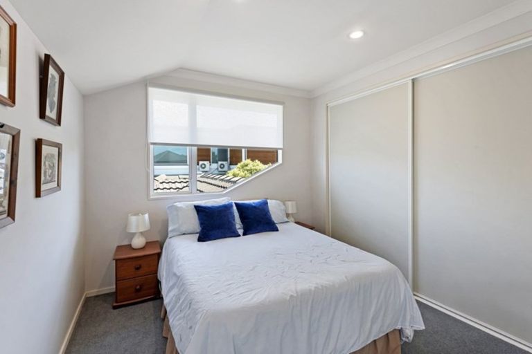 Photo of property in 52 Chateau Drive, Burnside, Christchurch, 8053