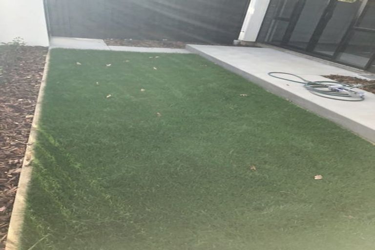 Photo of property in 2/57 Woodville Street, Edgeware, Christchurch, 8013