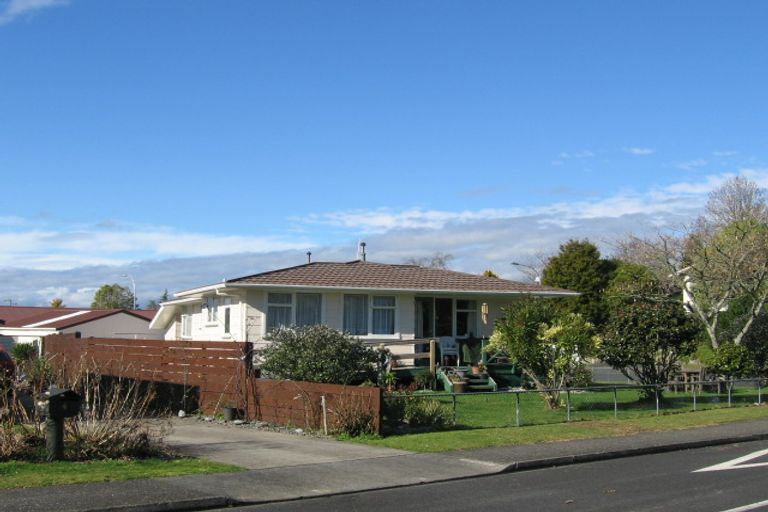 Photo of property in 2 Glenmorgan Place, Dinsdale, Hamilton, 3204