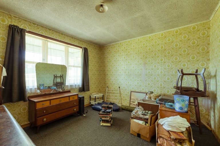 Photo of property in 31 Karaka Street, Helensville, 0800