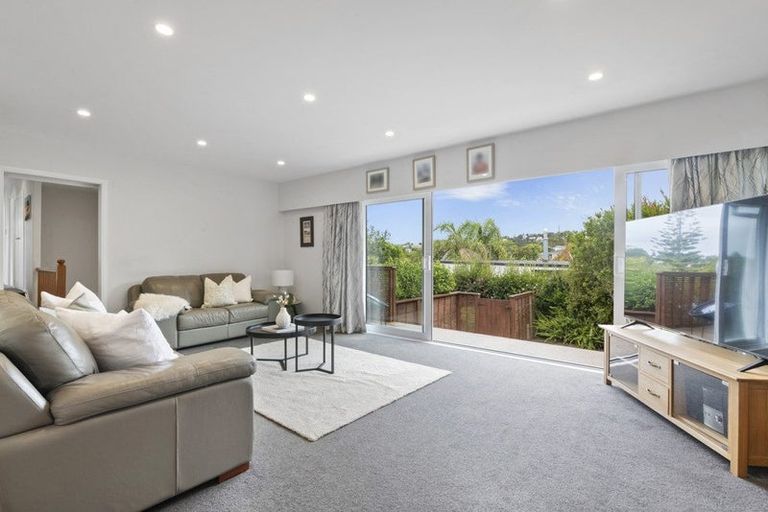 Photo of property in 31 Stredwick Drive, Torbay, Auckland, 0630