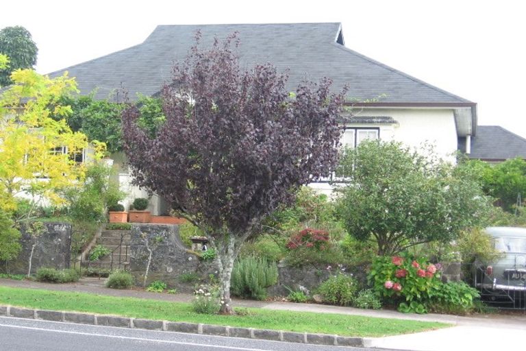 Photo of property in 2 Linwood Avenue, Mount Albert, Auckland, 1025