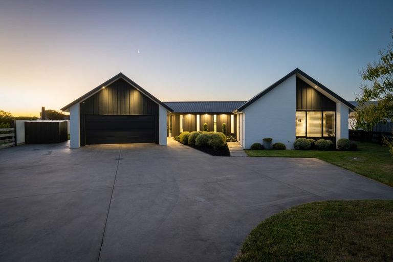 Photo of property in 11 Kotare Grove, Cambridge, 3434