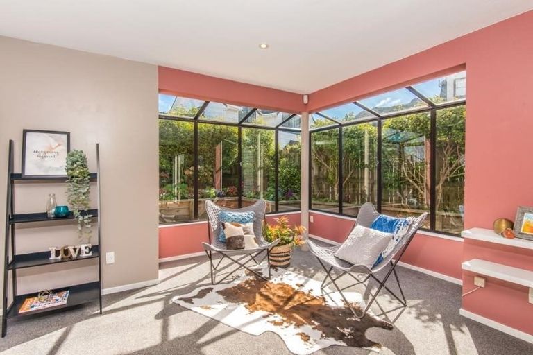 Photo of property in 45a Satara Crescent, Khandallah, Wellington, 6035