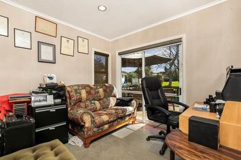 Photo of property in 10 Rimu Road, Manurewa, Auckland, 2102