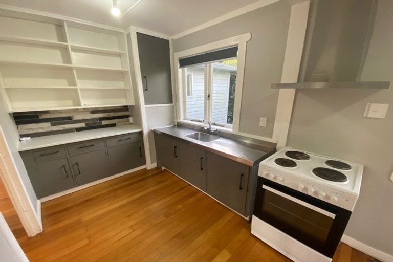 Photo of property in 42 Station Road, Te Kamo, Whangarei, 0112