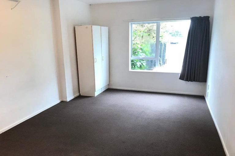 Photo of property in 69 Parkstone Avenue, Ilam, Christchurch, 8041