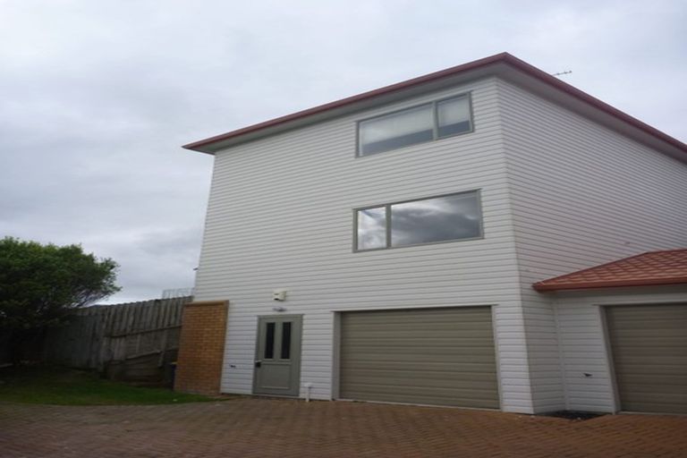 Photo of property in 41 Tiri Tiri Road, Birkdale, Auckland, 0626