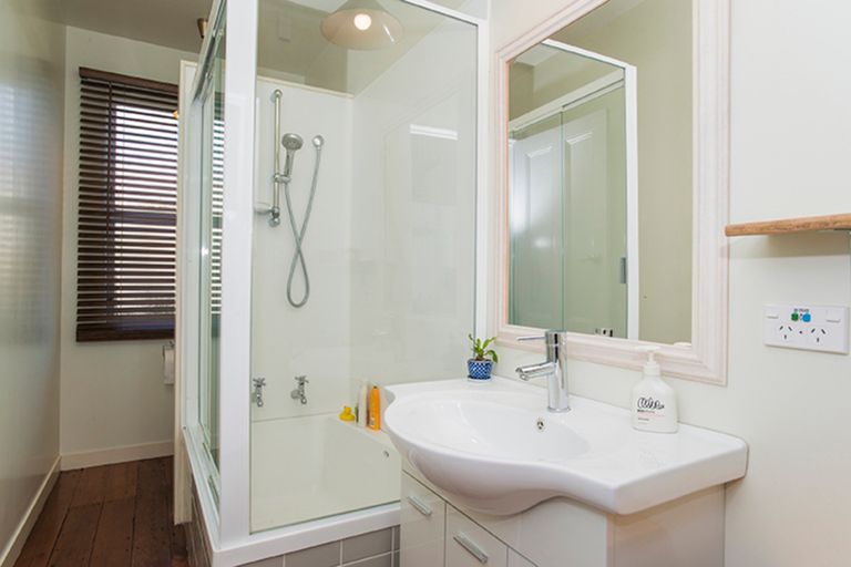 Photo of property in 3 Wellington Street, Te Hapara, Gisborne, 4010