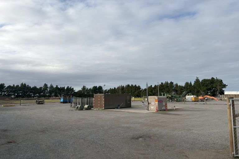 Photo of property in 588 Pound Road, Yaldhurst, Christchurch, 7676