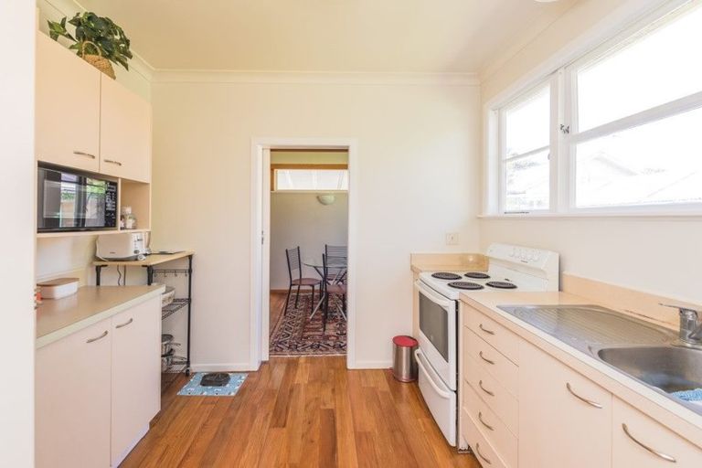 Photo of property in 1 Plunket Street, Durie Hill, Whanganui, 4500