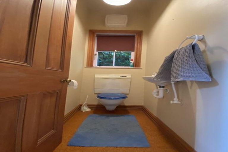 Photo of property in 34 Moana Road, Days Bay, Lower Hutt, 5013