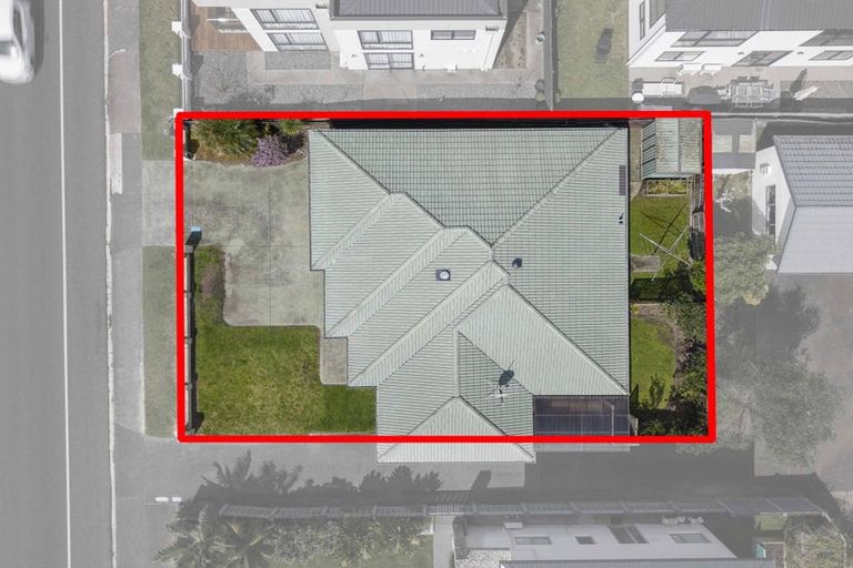 Photo of property in 1/256 Hibiscus Coast Highway, Orewa, 0931