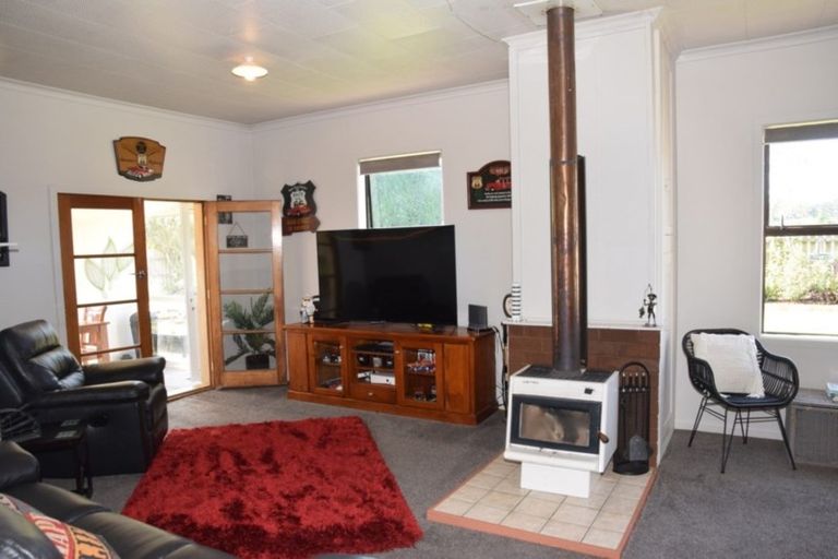 Photo of property in 2 Derby Street, Woodend, Invercargill, 9877