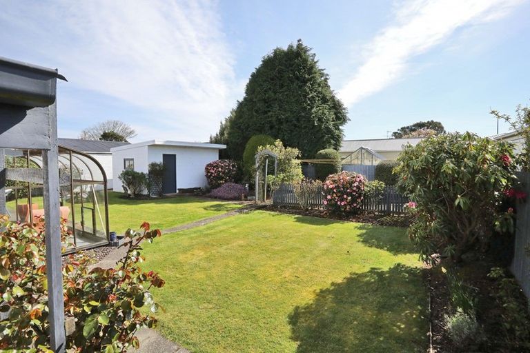 Photo of property in 74 Helmsdale Street, Waverley, Invercargill, 9810
