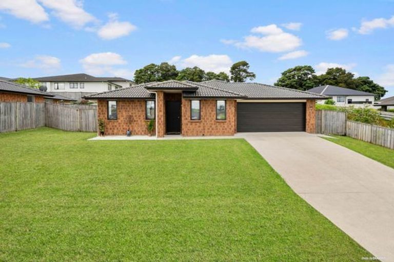 Photo of property in 23 Raithburn Terrace, Pokeno, 2402