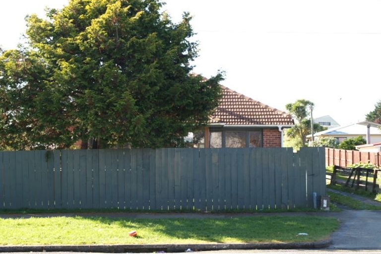 Photo of property in 25 Ferguson Street, Mangere East, Auckland, 2024
