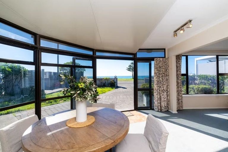 Photo of property in 71 The Esplanade, Westshore, Napier, 4110