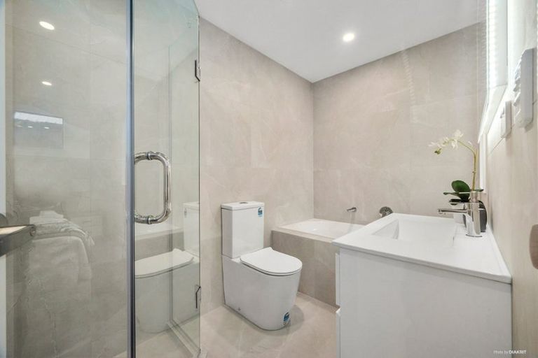 Photo of property in 14c Benders Avenue, Hillcrest, Auckland, 0627