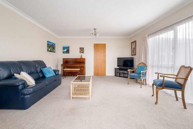 Photo of property in 400 Wairakei Road, Burnside, Christchurch, 8053