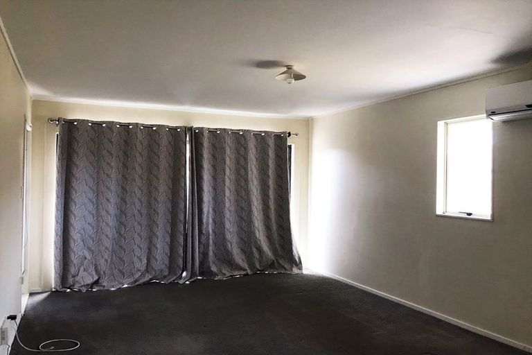 Photo of property in 13 Blowers Place, Flat Bush, Auckland, 2019