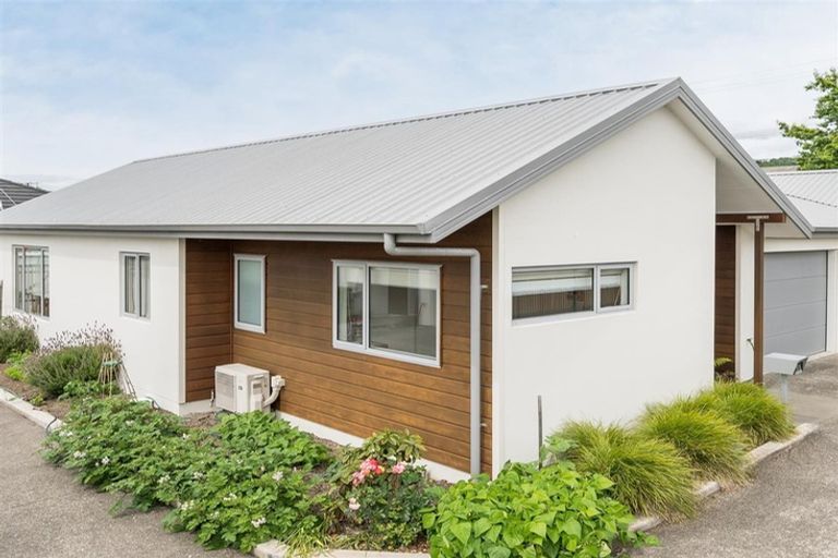 Photo of property in 92a Neale Avenue, Stoke, Nelson, 7011