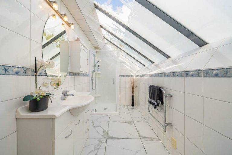 Photo of property in 9a Mccarthy Grove, Clouston Park, Upper Hutt, 5018