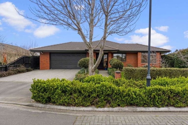 Photo of property in 8 Ernest Gray Place, Halswell, Christchurch, 8025