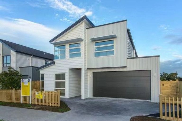 Photo of property in 20 Pinefield Road, Whenuapai, Auckland, 0618
