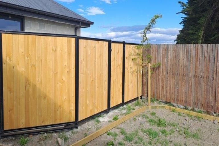 Photo of property in 61 Mehrtens Crescent, Woodend, 7691